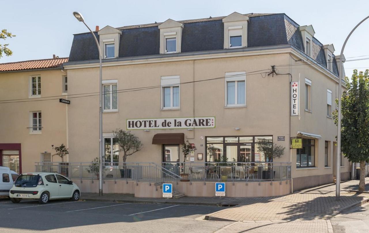 Hotel De La Gare Thouars Extérieur photo
