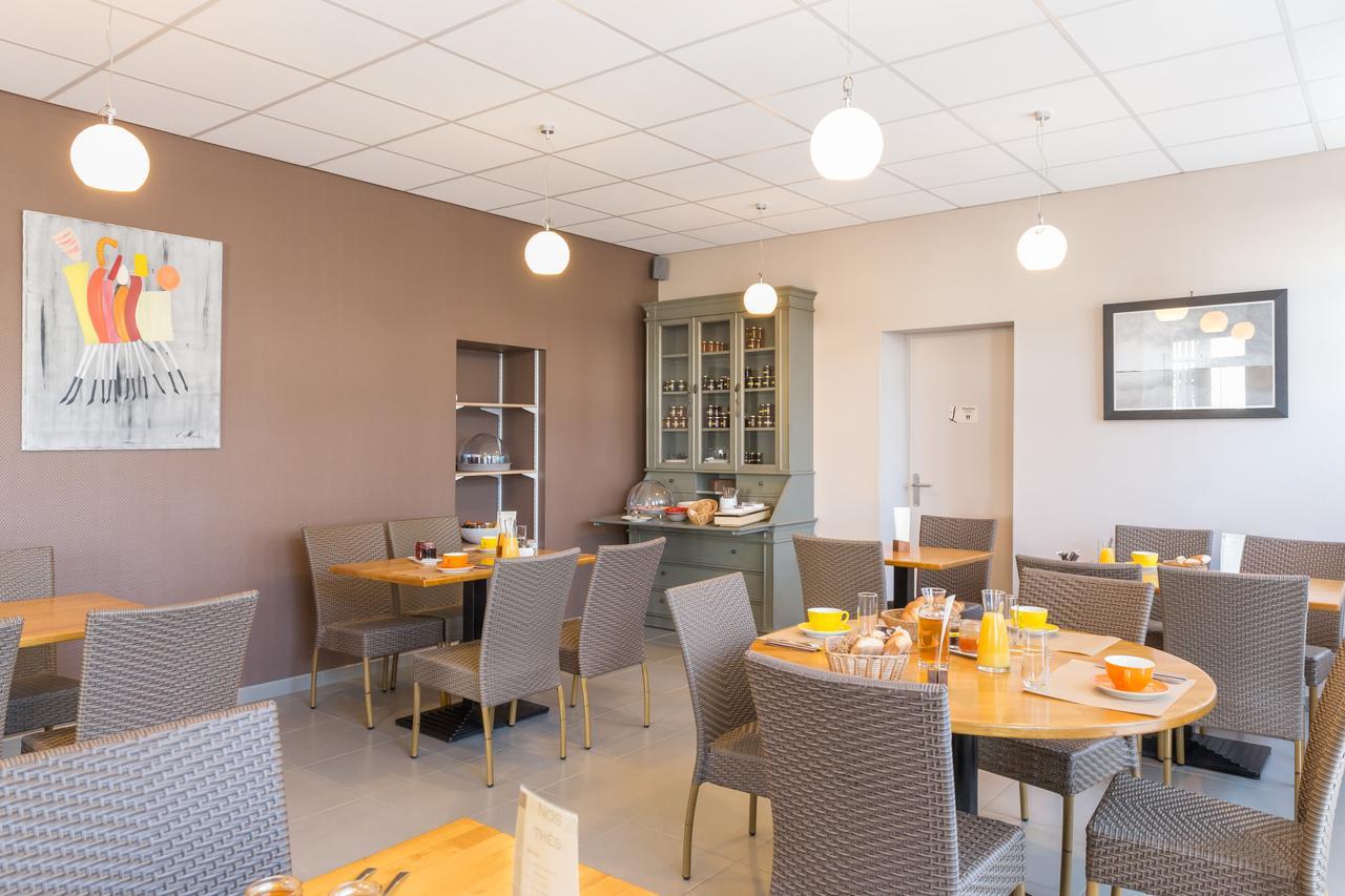 Hotel De La Gare Thouars Extérieur photo