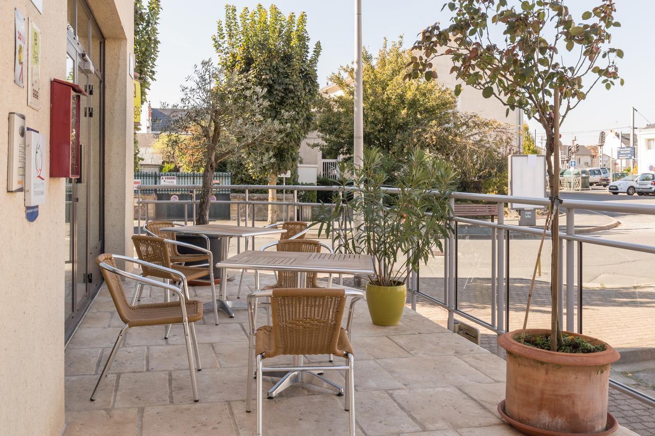 Hotel De La Gare Thouars Extérieur photo