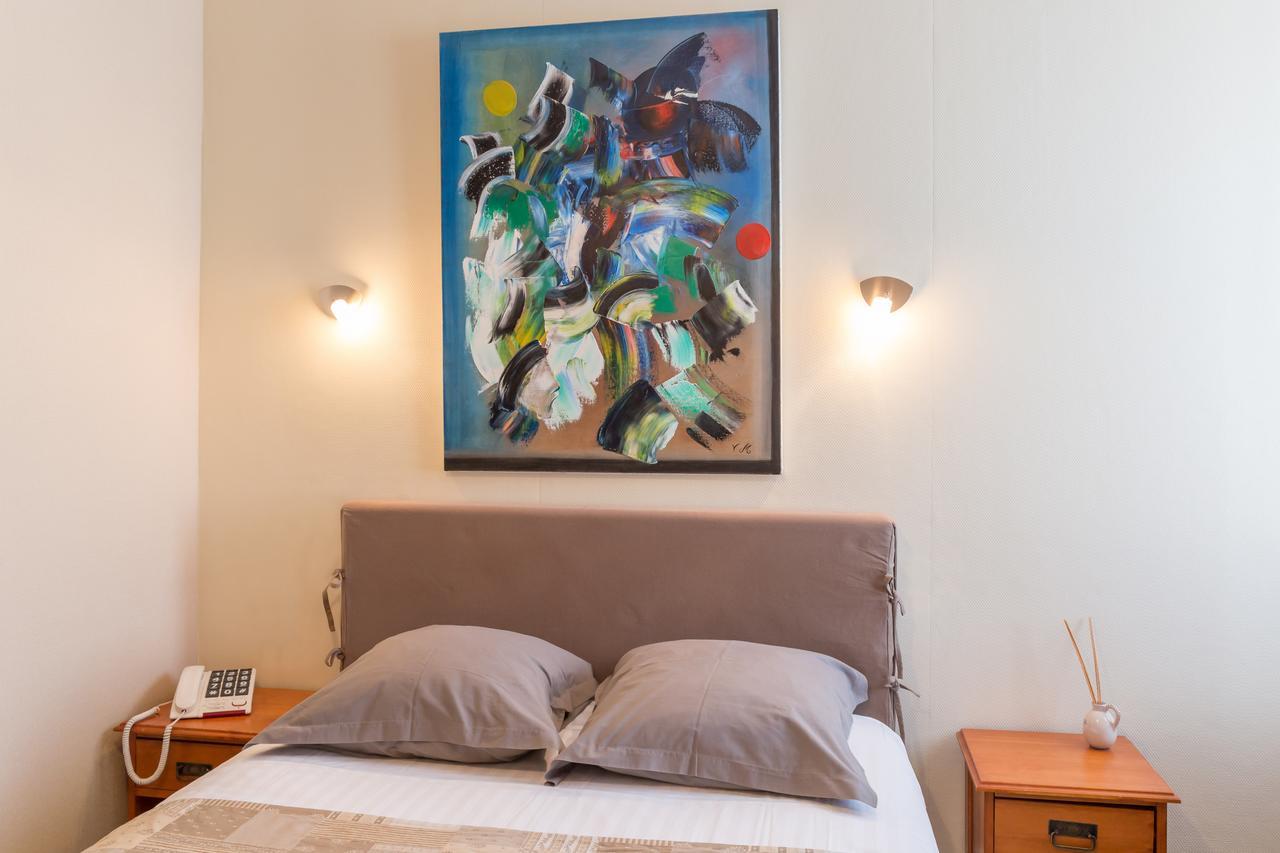 Hotel De La Gare Thouars Extérieur photo